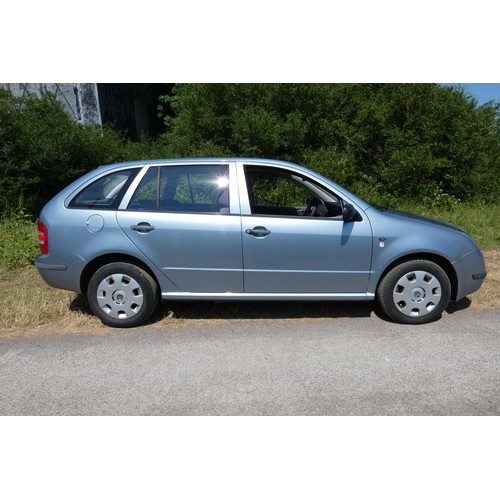 16 - Grey Skoda Fabia Classic 8V estate, Reg RA02 FSU, 1st Reg 15/06/2002, 5 speed manual Petrol 1397cc, ... 