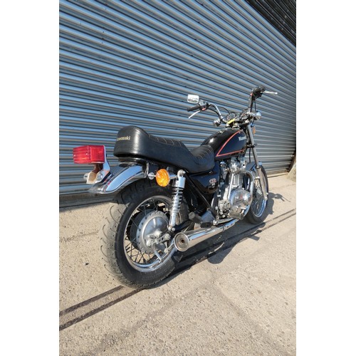 28 - Kawasaki 750CSR 1982, early custom cruiser Speedo reads 6867’ only, comes with Title & NOVA doc 23E1... 