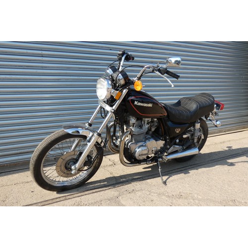 28 - Kawasaki 750CSR 1982, early custom cruiser Speedo reads 6867’ only, comes with Title & NOVA doc 23E1... 