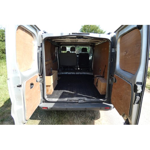 2 - Silver Nissan Primastar SE DCI 100 SWB panel van, Reg: LB53 PXJ, 1st reg 16/12/2003, 6 speed manual ... 