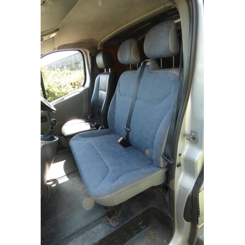 2 - Silver Nissan Primastar SE DCI 100 SWB panel van, Reg: LB53 PXJ, 1st reg 16/12/2003, 6 speed manual ... 