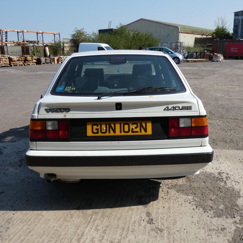 19 - White Volvo 440SE 4 dr Saloon, COLLECTOR'S REGISTRATION: GUN 102N.. 1st reg  01/05/1994, 5 speed man... 