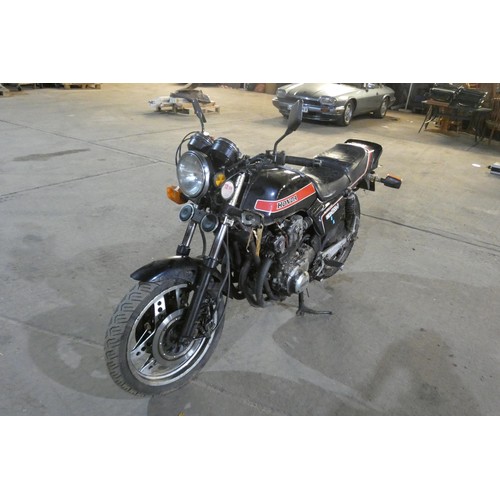 29 - Honda CB900-F Motorcycle 901cc 1982 Reg MMR 861X  1st reg: 15/03/1982..Mileage 37,328’ No Docs, Barn... 