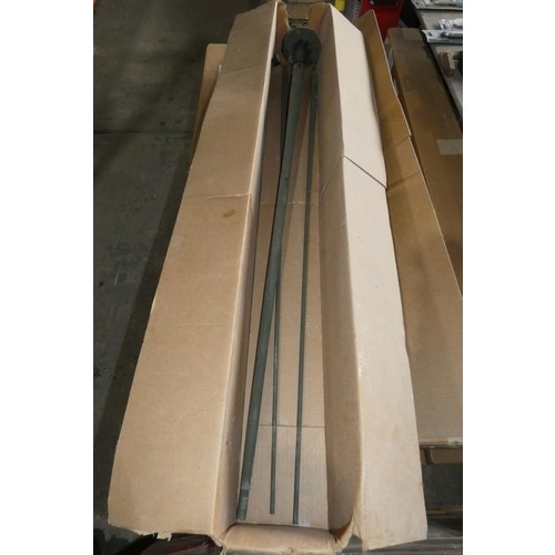 5147 - 1 pallet containing 16 x Shakespeare style SF3512/VRC 30-512MHx end-fed broadband vehicle antennas