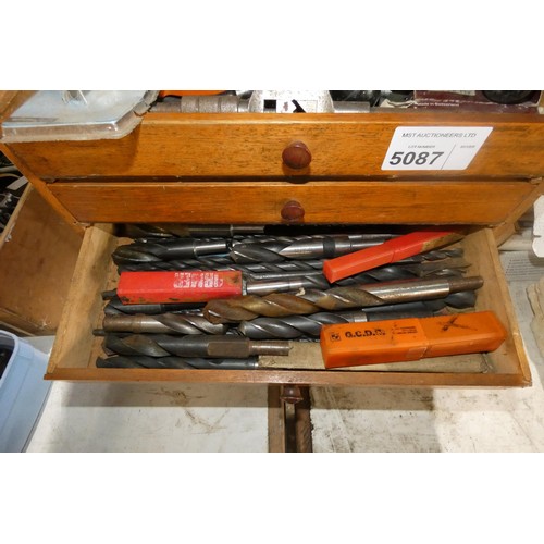 5087 - 1 x engineers wooden tool chest containing various precision engineering items. Not practical to lis... 