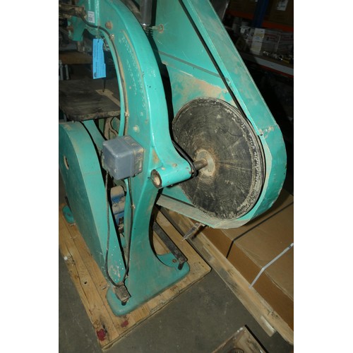 5350 - 1 x vintage band saw by Gardiner and Sons of Bristol 240v fitted with a 3820mm 6tpi blade