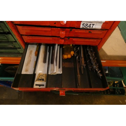 5847 - 2 x small metal five drawer cabinets containing a quantity of various drill bits, augers etc. Not pr... 