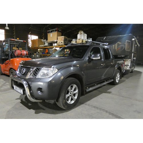 9 - Globestormer 5th Wheel Caravan 2006 and Nissan Navara Tekna DCI 188 double cab. Auto 2011. 
Reg: BK1... 