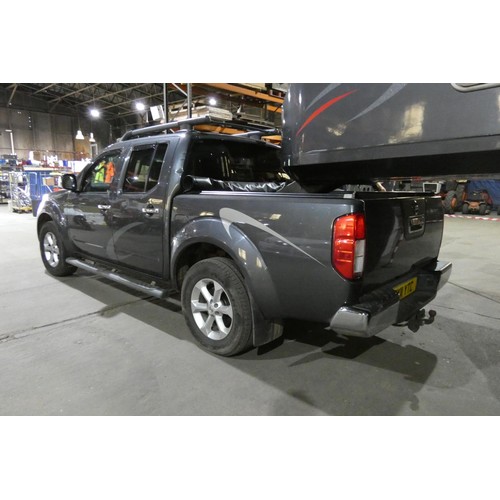 9 - Globestormer 5th Wheel Caravan 2006 and Nissan Navara Tekna DCI 188 double cab. Auto 2011. 
Reg: BK1... 