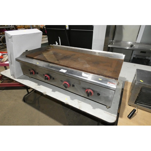 1112 - A large commercial stainless steel griddle by iMettos approx 120cm gas fired - trade