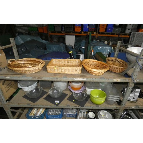 1073 - A large quantity of various catering related items including baskets, drinking glasses, food contain... 