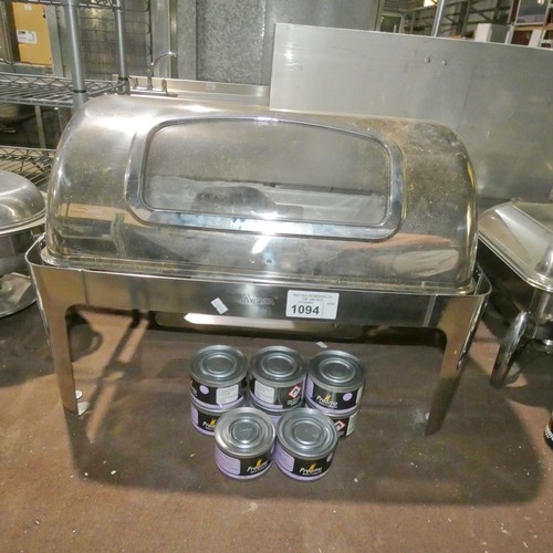 1094 - A rectangular chafing dish with lid and chafing fuel