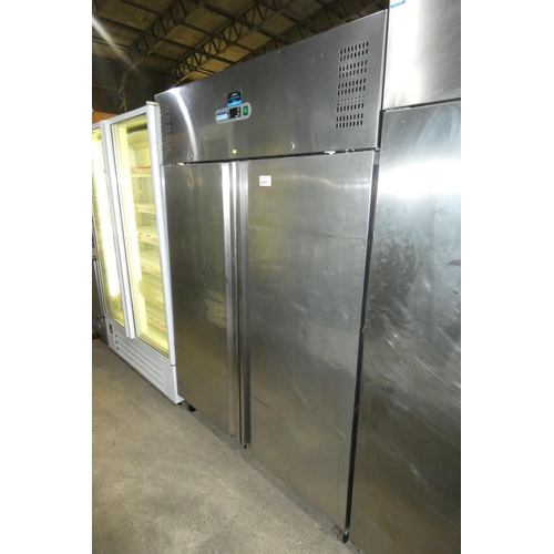 1177 - A commercial stainless steel double door fridge by Polar type G594 - trade. Tested Working