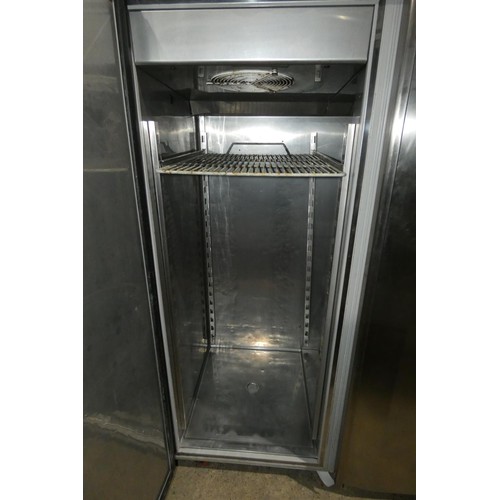 1176 - A commercial stainless steel double door fridge type STN140 - trade. Tested Working