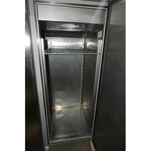 1176 - A commercial stainless steel double door fridge type STN140 - trade. Tested Working