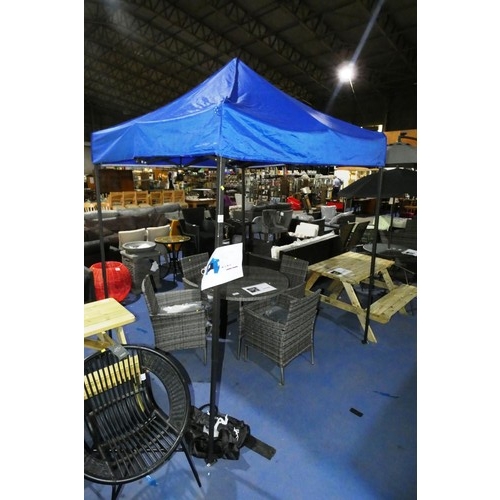 611 - A Premium 2m x 2m steel pop up gazebo RRP £229