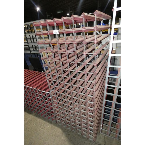 1271 - A large wooden wine rack for approx 119 wine bottles size approx 170x72cm