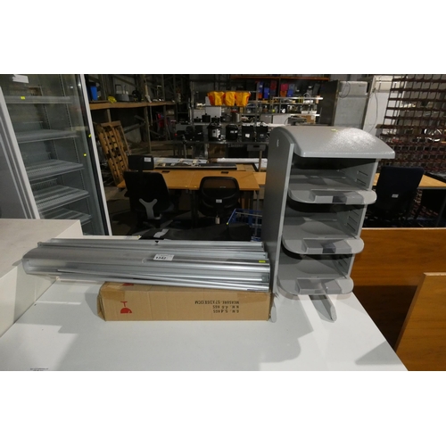 1342 - An executive coat stand type WJD-8185 (requires assembly), 2 x graphics hangers and an in / out tray... 