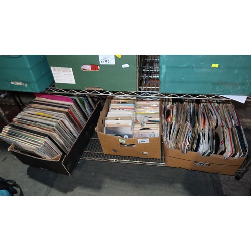 2704 - A quantity of various 33 & 45rpm records, contents of 1 shelf, please see pictures for more details