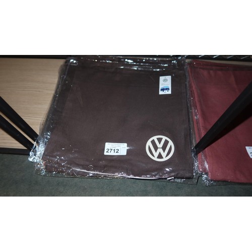 2712 - 12 mixed colour Volkswagen cushion covers approx 40x40cm