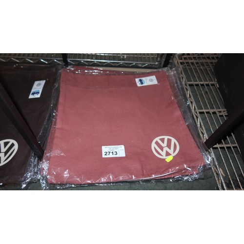 2713 - 12 mixed colour Volkswagen cushion covers approx 40x40cm