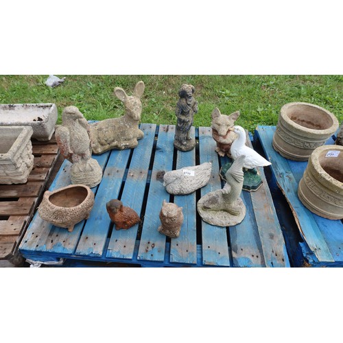 2732 - A quantity of various garden ornaments inc, a deer, fox, duck etc, contents of a pallet