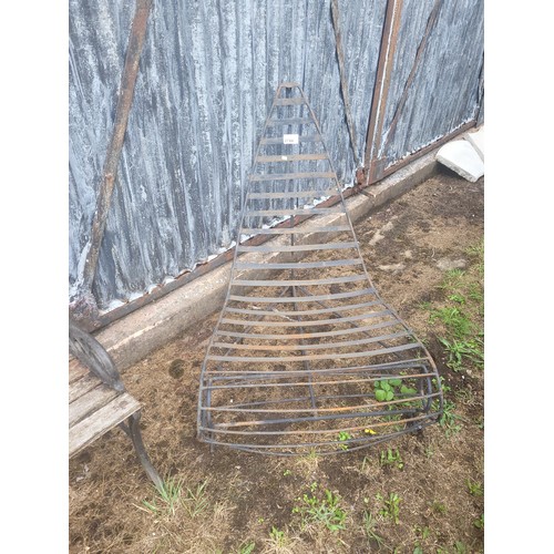 2744 - A metal framed outdoor chair