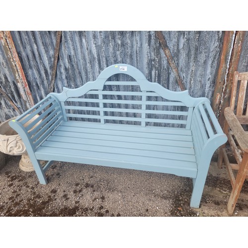 2748 - A large grey bench