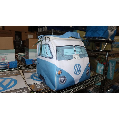 2672 - 2 x Volkswagen camper style cool bags