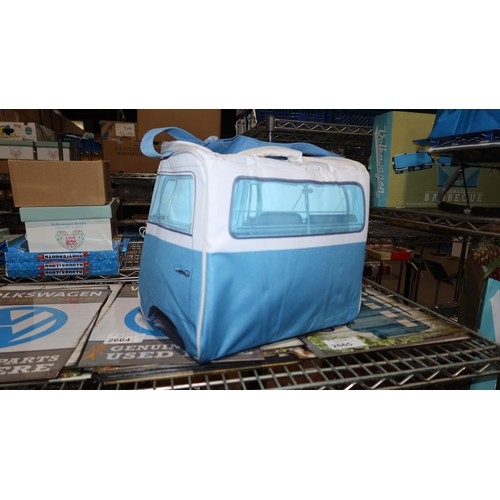 2672 - 2 x Volkswagen camper style cool bags