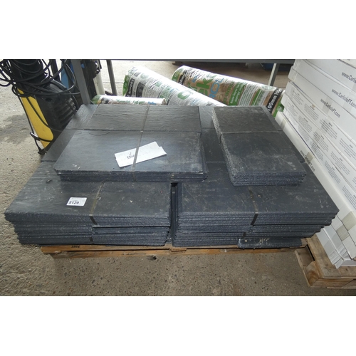 5129 - 1 pallet containing 27 packs of SVK roof tiles - 15 tiles per pack and each tile approx 600 x 300mm