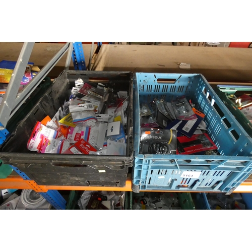 5164 - A quantity of various bolts, handles etc. Not practical to list in detail so please view or see phot... 