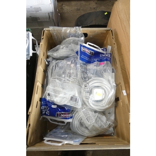 5099 - A quantity of various extension leads. Not practical to list in detail so please view or see photogr... 