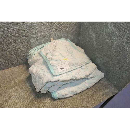 60 - 4 x various towels and 2 x face cloths - Details as per the photograph
