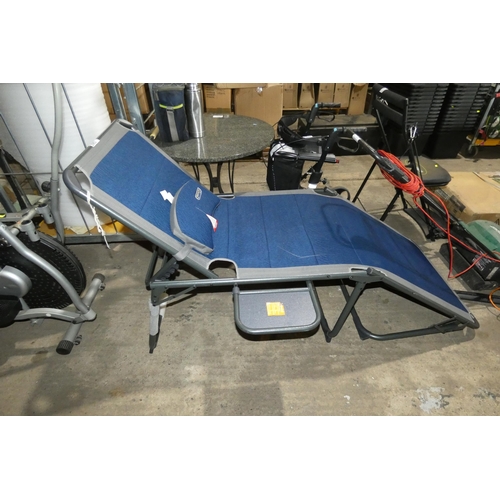 2063 - 1 x Quest Elite Ragley Pro reclining chair / sun lounger