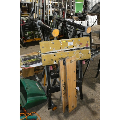 2065 - 1 x folding work bench and 1 x folding work stand