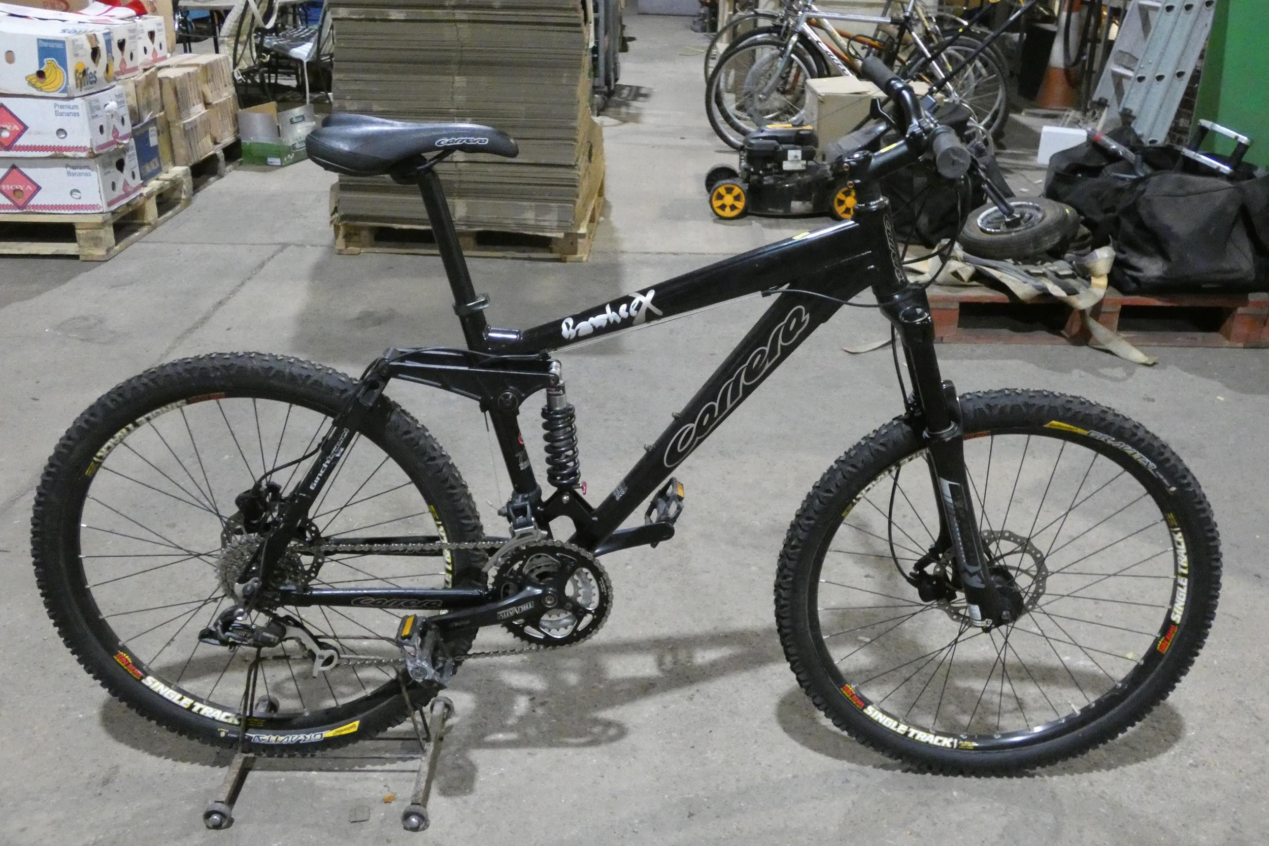 Carrera banshee mountain outlet bike