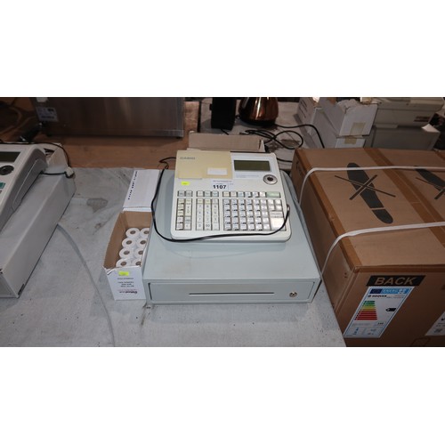 1107 - A Casio cash register type SE-SE-S2000, comes with various till rolls - trade. Tested Working