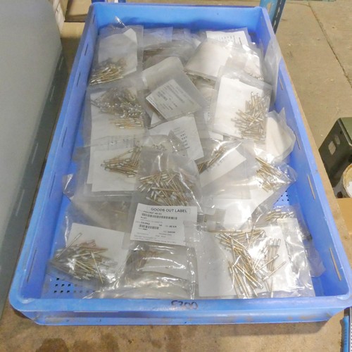 5414 - 1 x tray of ex-MOD pop rivets