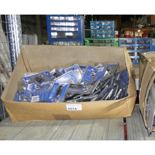 5514 - 1 box containing a large quantity of Michelin digital tyre gauge key chains