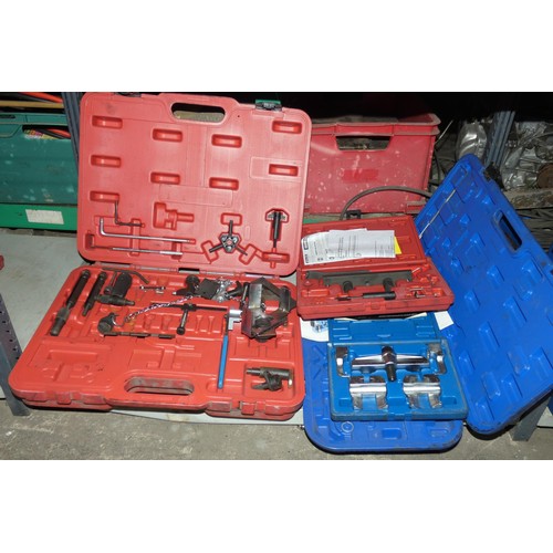 5687 - A quantity of specialist tools including a Bergen VAG engine timing tool kit, a Renault timing kit, ... 