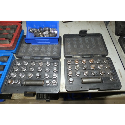 5692 - A quantity of various locking wheel nut removal sets. Contents of 1 shelf