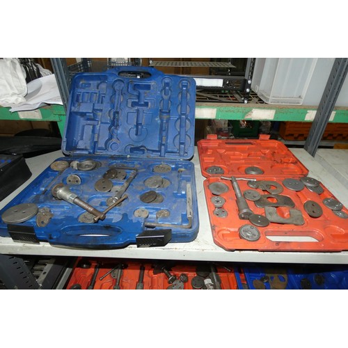 5697 - A quantity of various brake wind back kits. Please note that these kits are not complete. Contents o... 