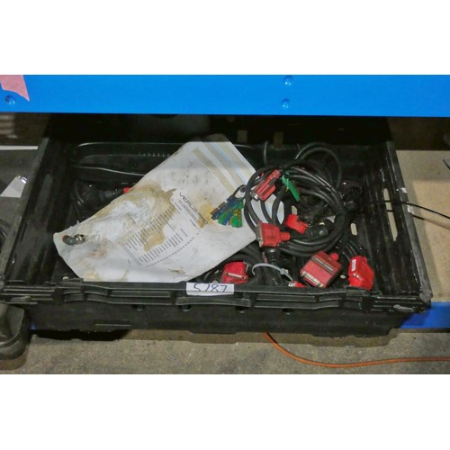 5787 - A quantity of various Snap On diagnostic items including a MT250 Scanner, a Verlis Pro docking stati... 