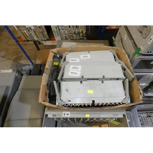 5933 - A quantity of various Hewlett Packard equipment comprising 4 x 37778A STM-16 test sets and 2 x 3235 ... 