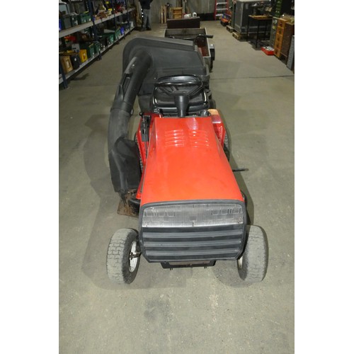 6178 - 1 x Sovereign ride on garden mower type Eurorider, 36 inch, Briggs and Stratton 11hp petrol engine