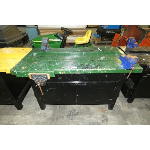 6173 - 1 x heavy duty wooden work bench with 2 x wood workers vices and 2 x bench vices fitted approx 152 x... 