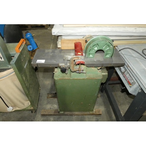 6202 - 1 x Inca planer with stand 240v - max width approx 8 inch / 20cm