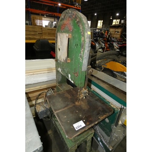 6204 - 1 x band saw with stand 240v - No other details visible