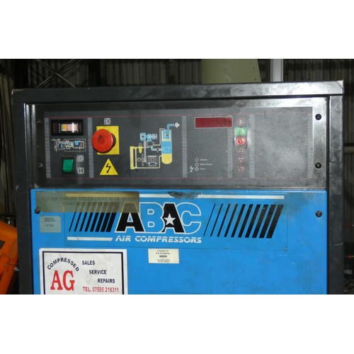 6182 - 1 x ABAC Genesis VTE 1508 workshop compressor model VT 15 EF (taken from data plate), 8 bar, 3ph - N... 